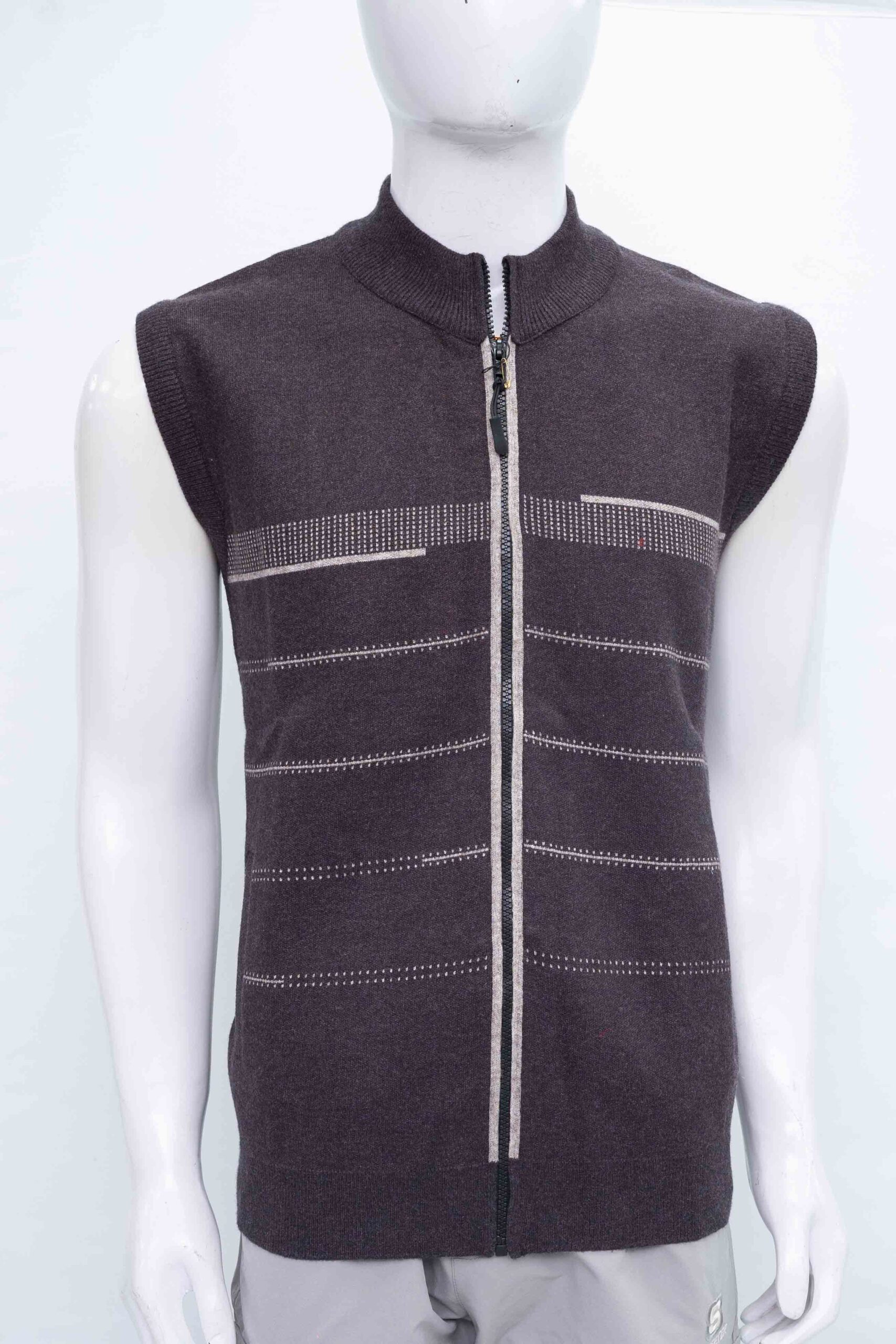HeritageWarm Sleeveless Zip-Up – Brown - Image 6