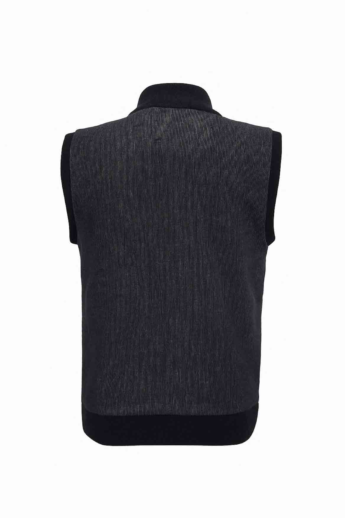 UrbanStripe Knit Zipper Vest – Black & Grey - Image 3